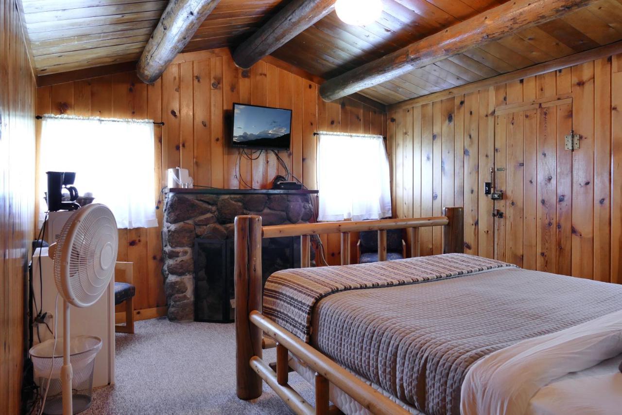 Trail Shop Inn Wapiti Eksteriør billede
